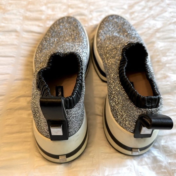 Stuart Weitzman silver slip on shoes (6.5) - Picture 1 of 3
